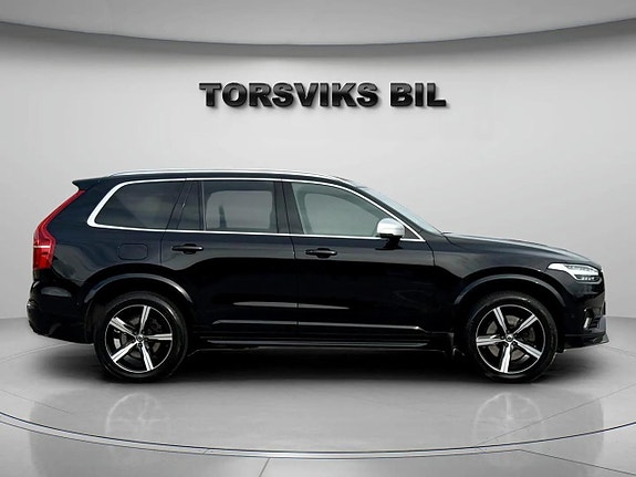 Volvo XC90 7 of 30