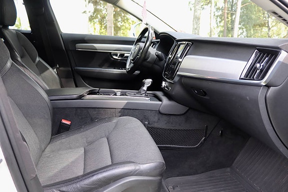 Volvo V90 6 of 6