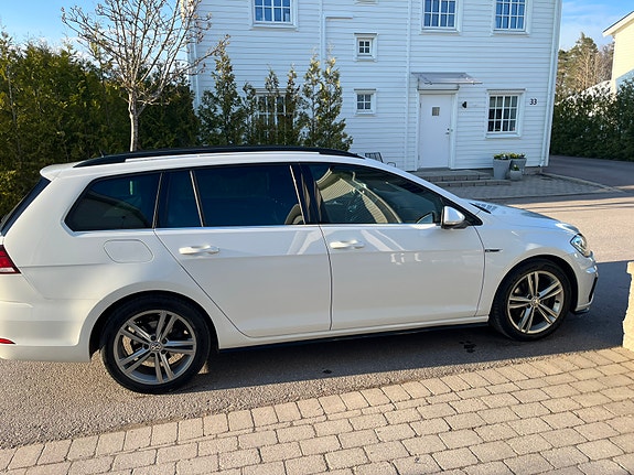Volkswagen Golf VII 2 of 9