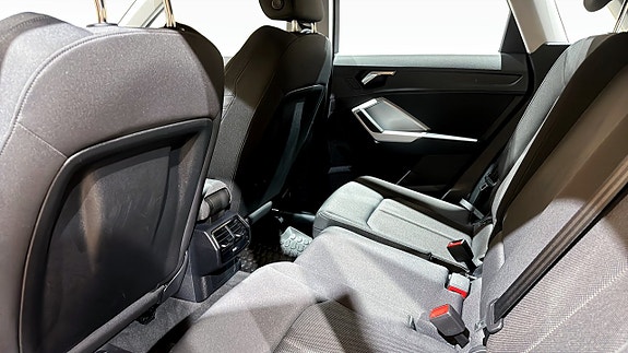 Audi Q3 11 of 20