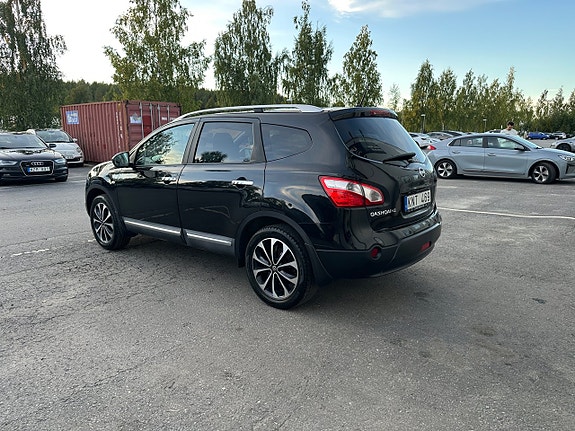 Nissan Qashqai+2 3 of 16