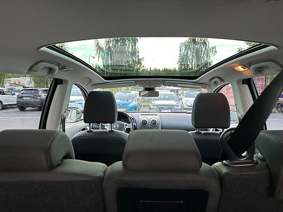 Nissan Qashqai+2 10 of 16