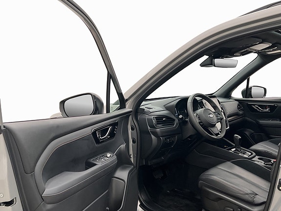 Subaru Forester 10 of 30