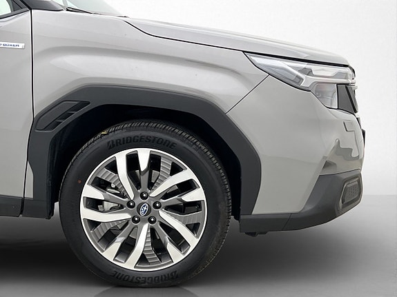 Subaru Forester 30 of 30