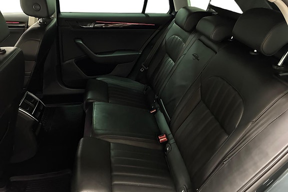 Skoda Superb 14 of 29