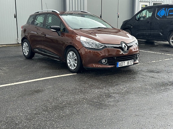 Renault Clio 2 of 11