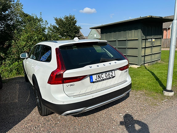 Volvo V90 Cross Country 5 of 23