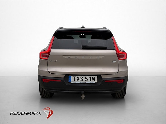 Volvo XC40 8 of 30