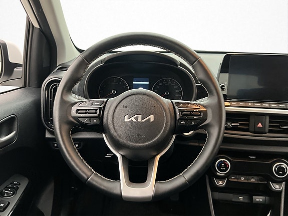 Kia Picanto 12 of 30