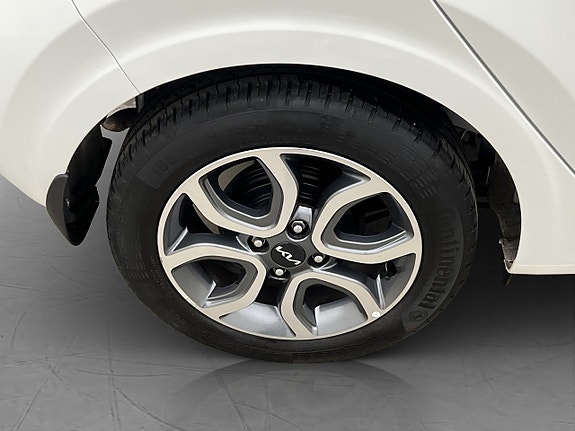Kia Picanto 26 of 30