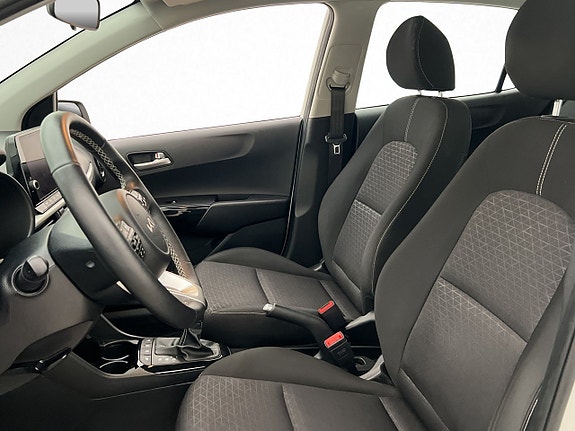 Kia Picanto 10 of 30