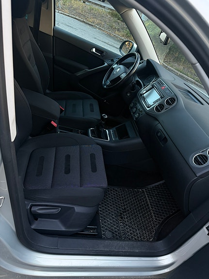 Volkswagen Tiguan 9 of 9