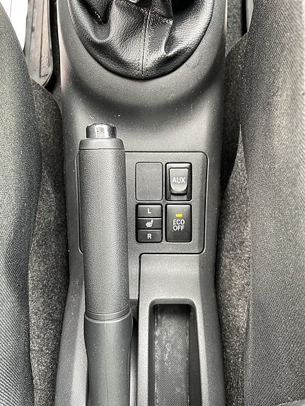 Toyota Yaris 17 of 20