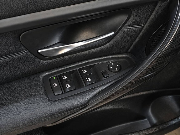 BMW 320d 15 of 28