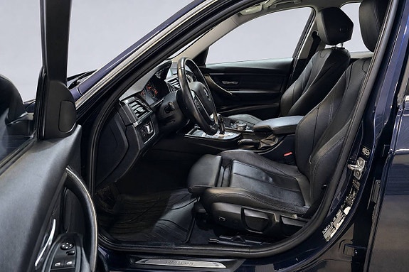 BMW 320d 12 of 28