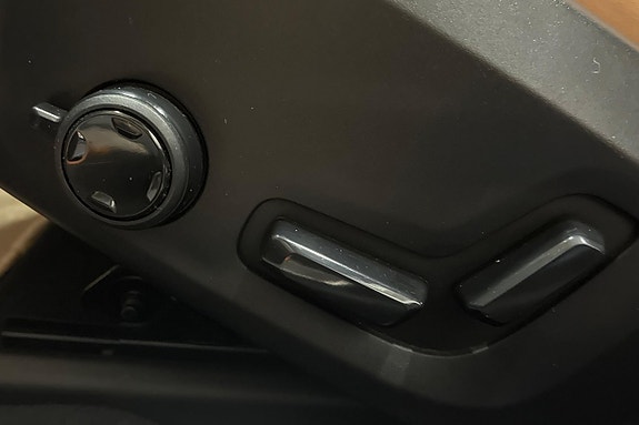 Volvo S90 28 of 30