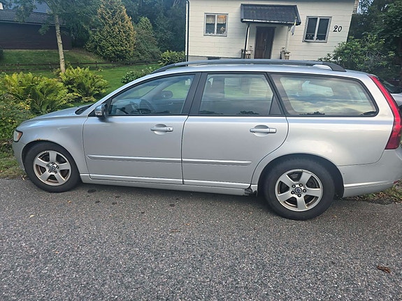 Volvo V50 8 of 14