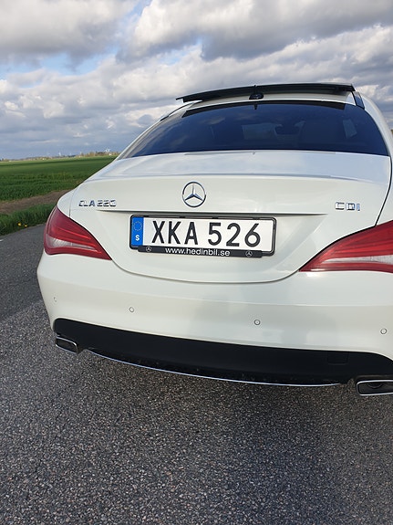 Mercedes-Benz CLA220 3 of 3