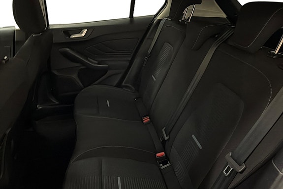 Ford Focus 13 of 24
