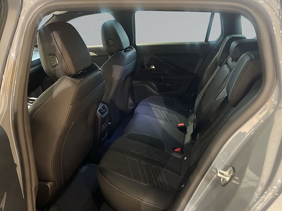 Opel Astra 7 of 8
