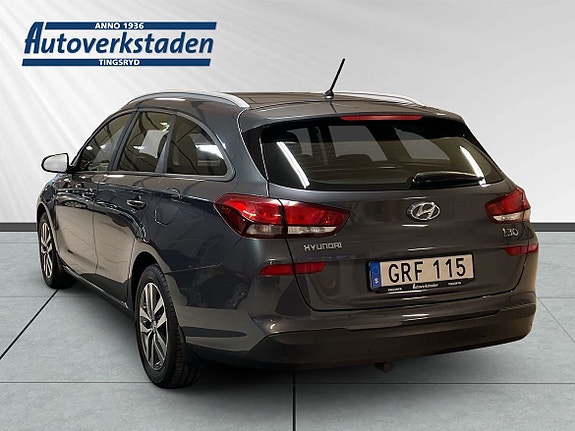 Hyundai i30 2 of 8