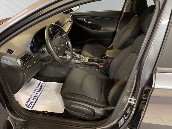 Hyundai i30 6 of 8
