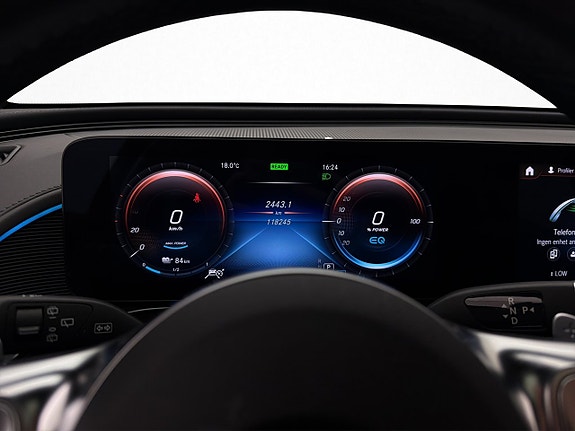 Mercedes-Benz EQC400 19 of 30