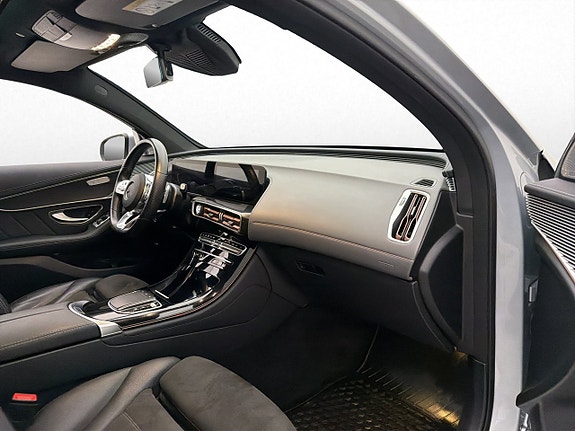 Mercedes-Benz EQC400 16 of 30