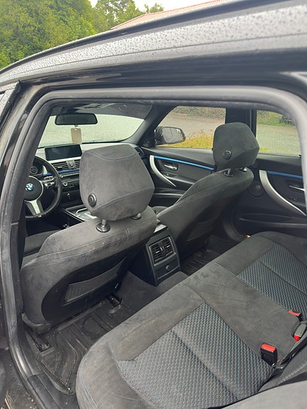 BMW 320d 5 of 6