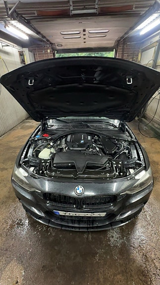 BMW 320d 6 of 6