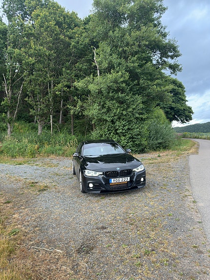 BMW 320d 4 of 6