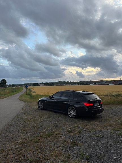 BMW 320d 3 of 6