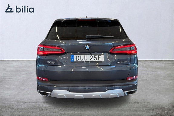 BMW X5 4 of 21