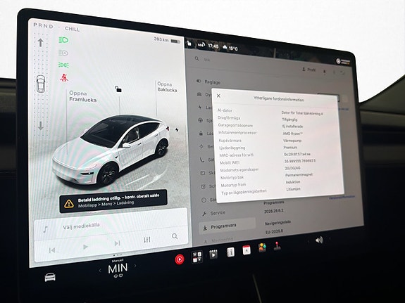 Tesla Model Y 28 of 30