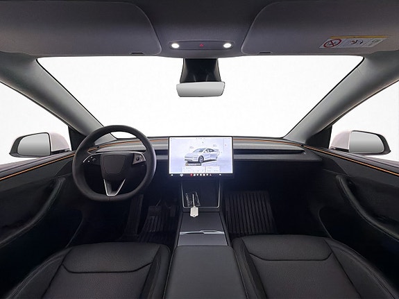 Tesla Model Y 13 of 30