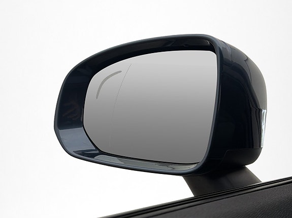 Volvo V90 Cross Country 11 of 30