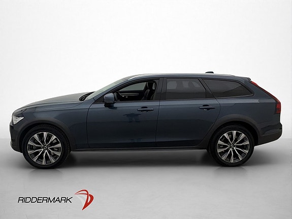 Volvo V90 Cross Country 4 of 30