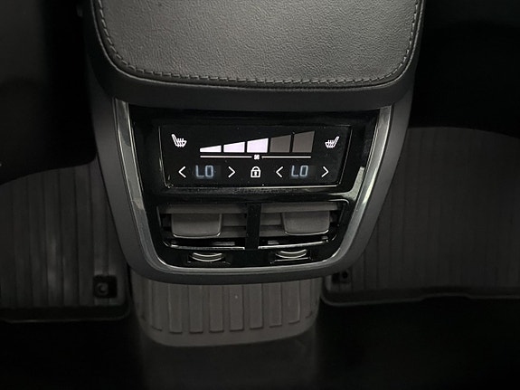 Volvo V90 Cross Country 19 of 30