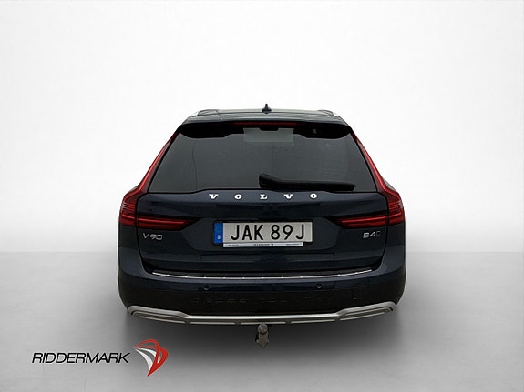 Volvo V90 Cross Country 6 of 30