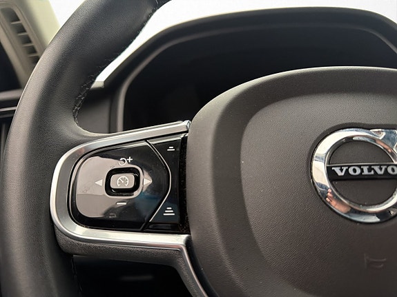 Volvo V90 Cross Country 20 of 30