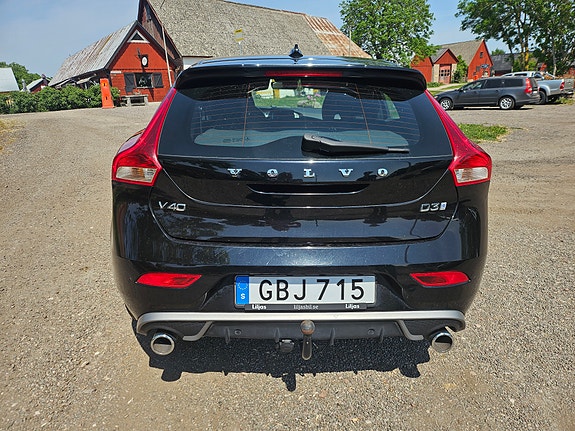 Volvo V40 4 of 7