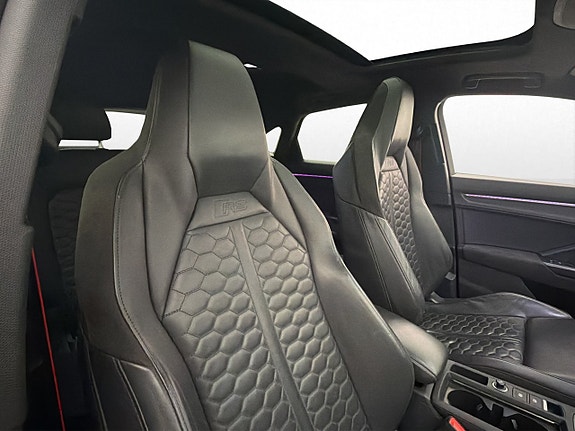Audi RS Q3 26 of 30