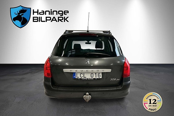 Peugeot 308 SW 8 of 19