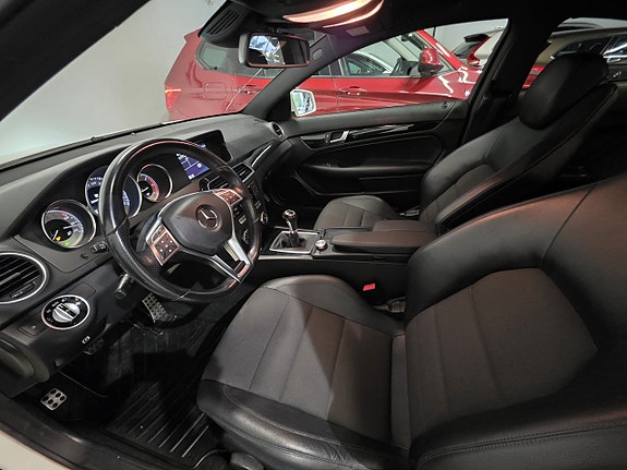 Mercedes-Benz C220 12 of 20