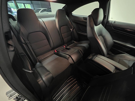 Mercedes-Benz C220 20 of 20
