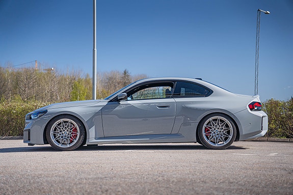 BMW M2 4 of 5
