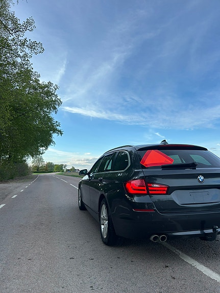 BMW 520d 4 of 7