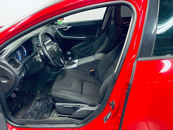 Volvo V60 7 of 10