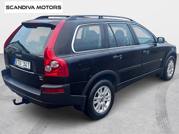 Volvo XC90 9 of 30