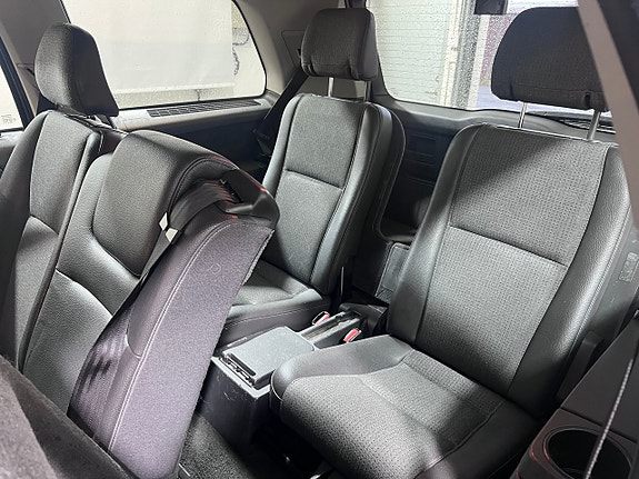 Volvo XC90 15 of 30